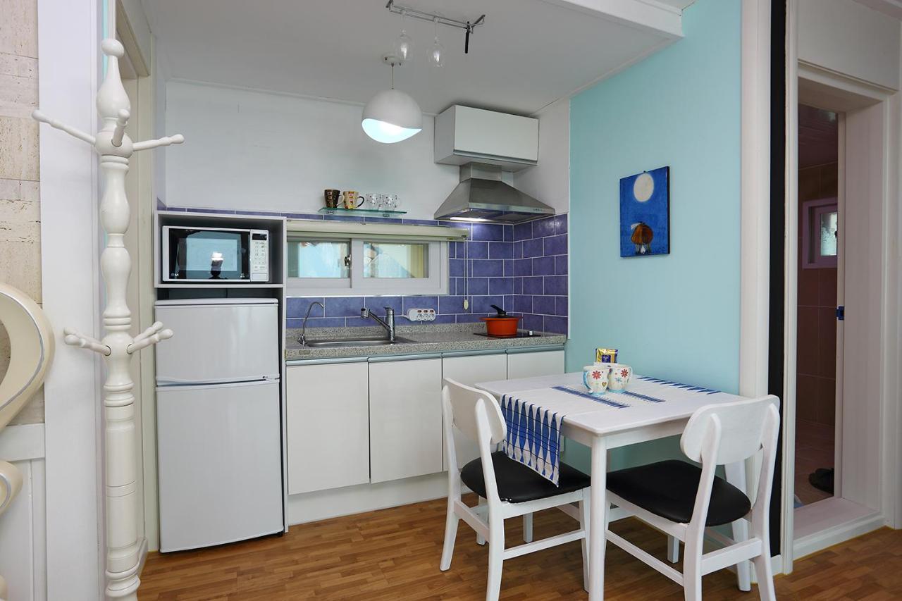 Villa Montmartre Namhae Esterno foto