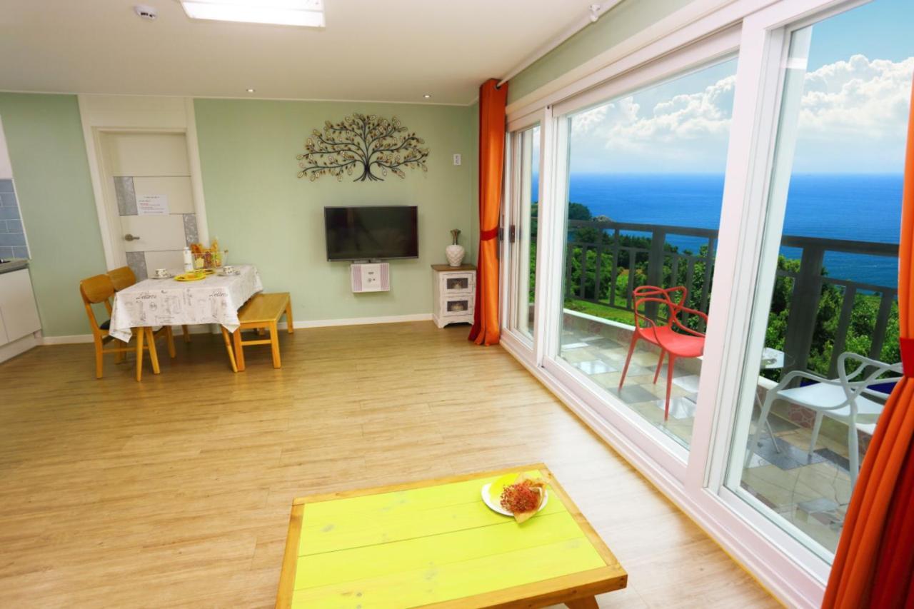 Villa Montmartre Namhae Esterno foto