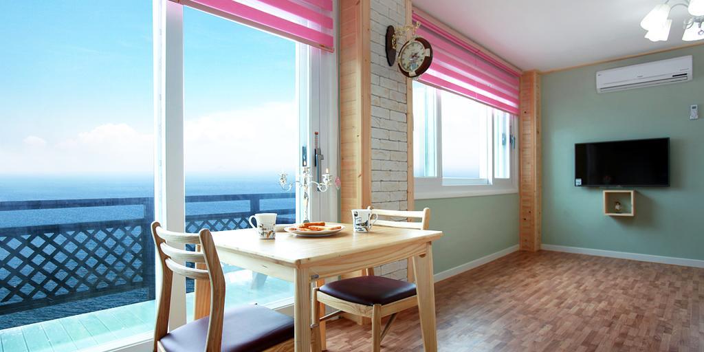 Villa Montmartre Namhae Esterno foto
