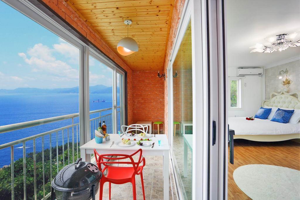 Villa Montmartre Namhae Esterno foto