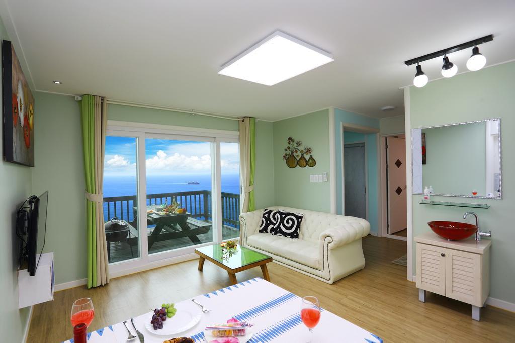 Villa Montmartre Namhae Esterno foto